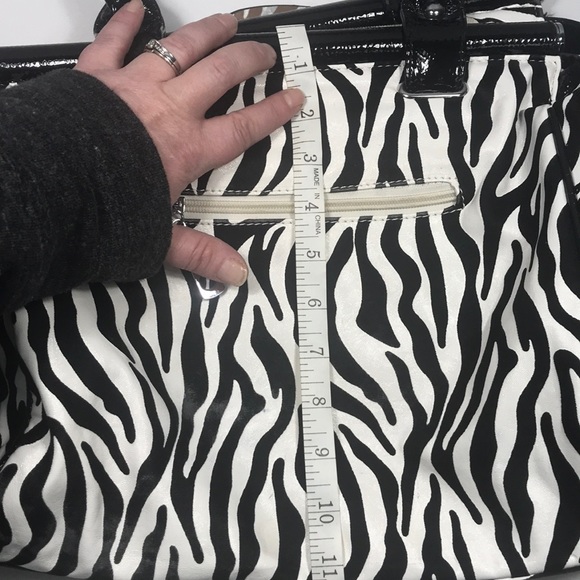 Zebra Purse Velvet Strips - Picture 8 of 8